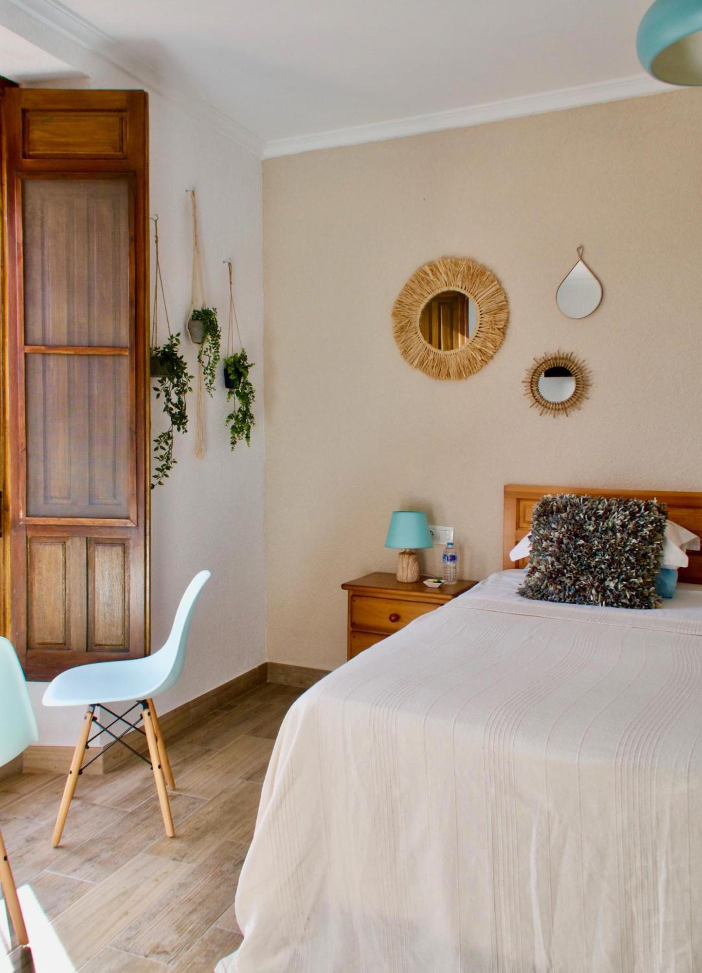 Casa De Lirios Couette-café