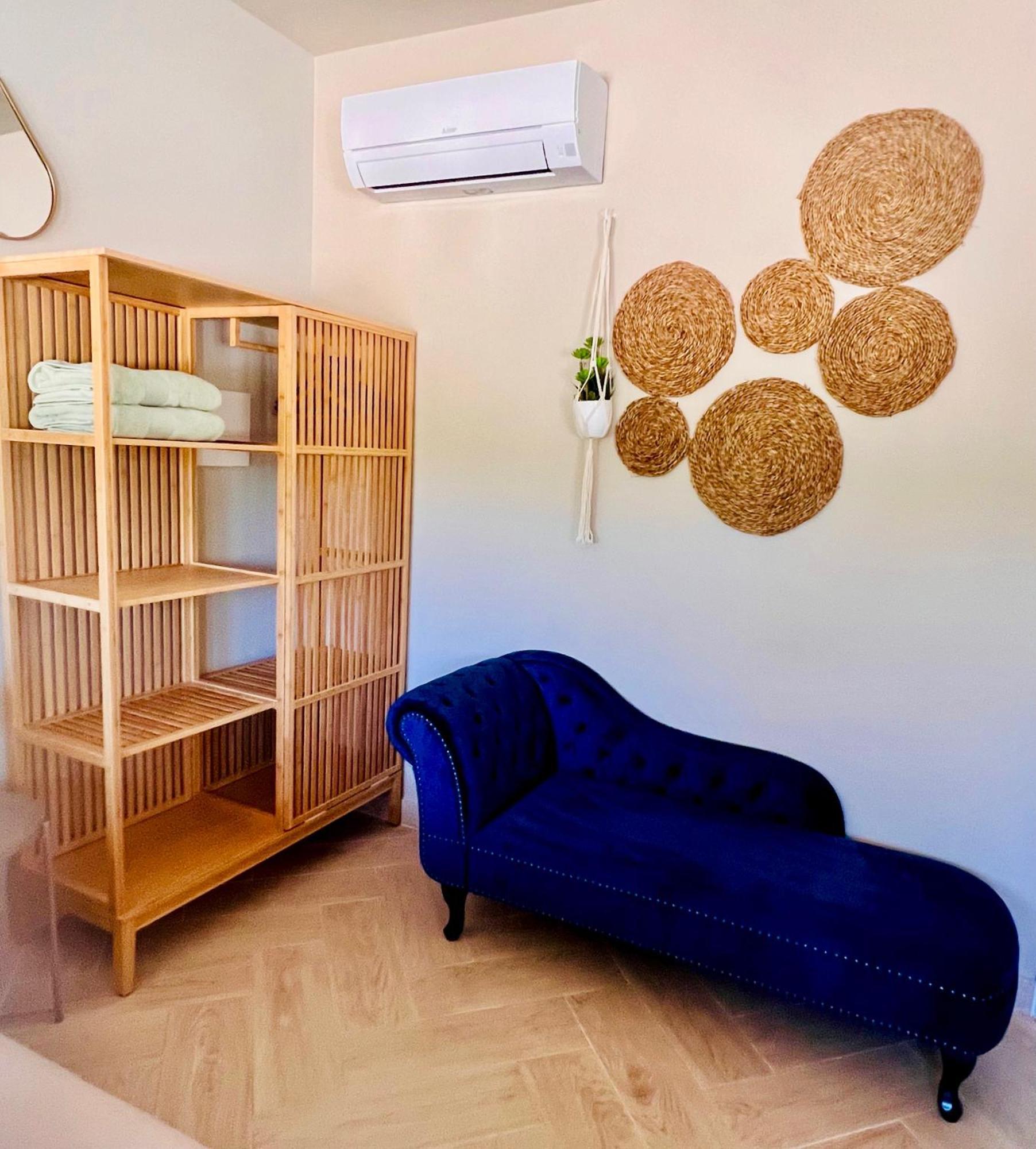 Casa De Lirios Couette-café