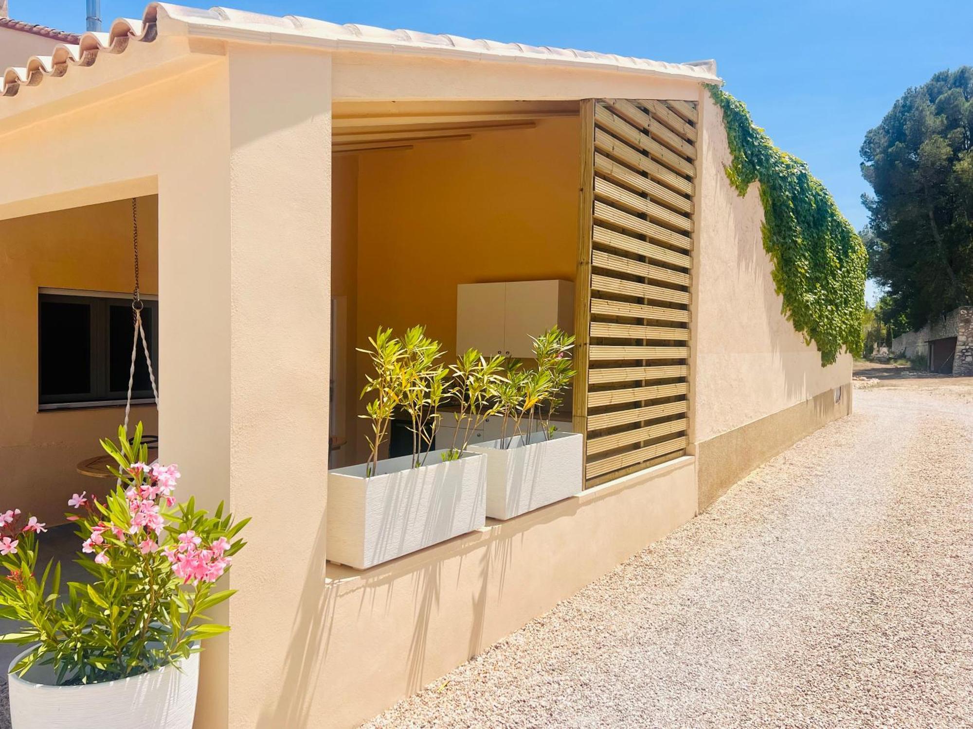 Casa De Lirios Couette-café Muro de Alcoy