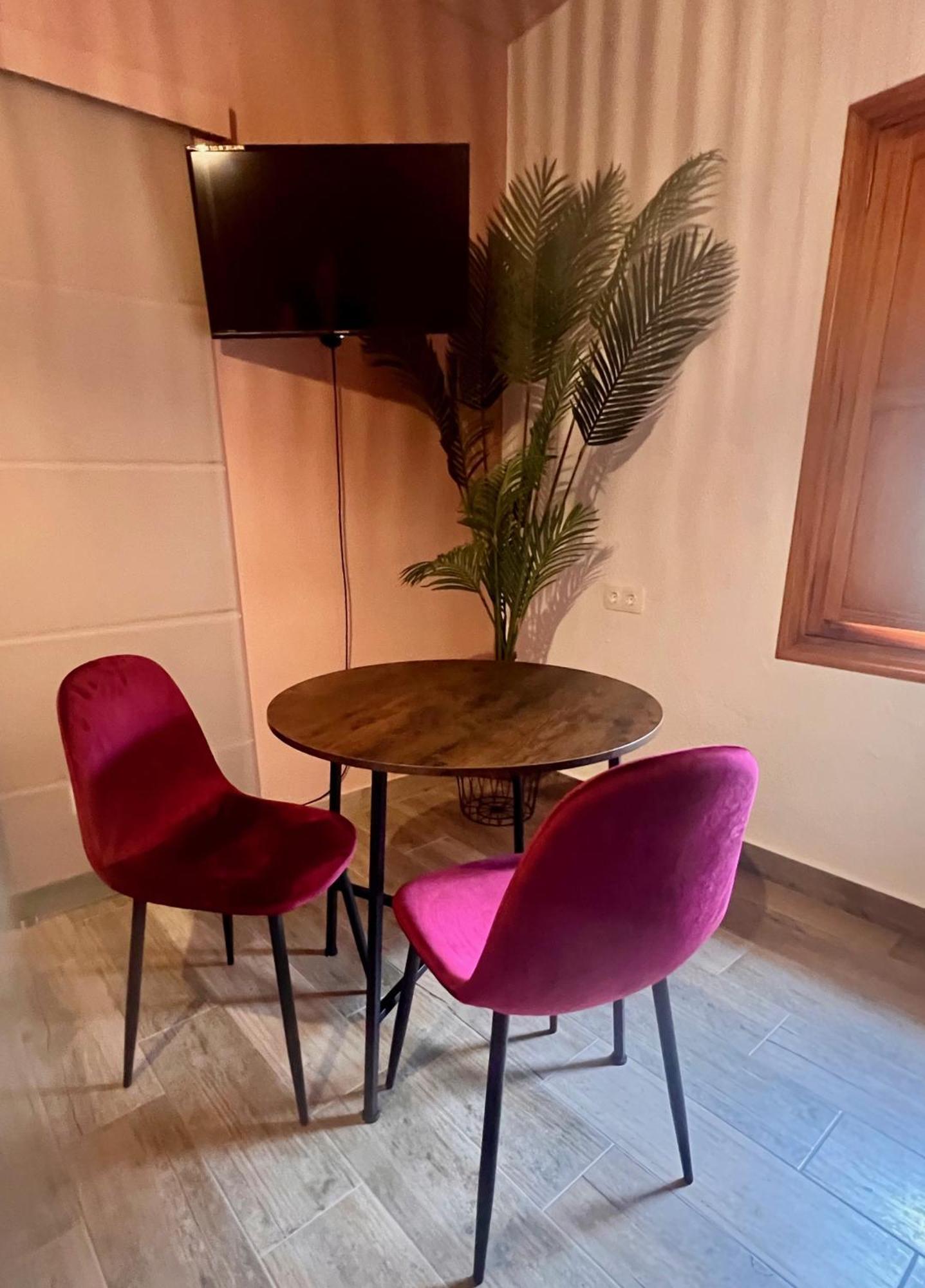 Casa De Lirios Couette-café